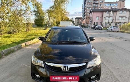 Honda Civic VIII, 2011 год, 1 100 000 рублей, 2 фотография