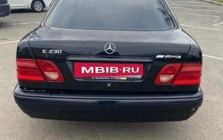 Mercedes-Benz E-Класс, 1995 год, 300 000 рублей, 7 фотография