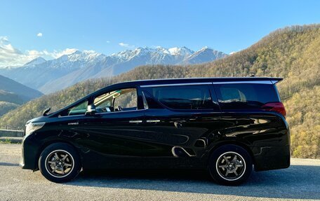 Toyota Alphard III, 2016 год, 3 560 000 рублей, 8 фотография
