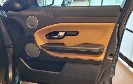 Land Rover Range Rover Evoque I, 2015 год, 2 950 000 рублей, 15 фотография