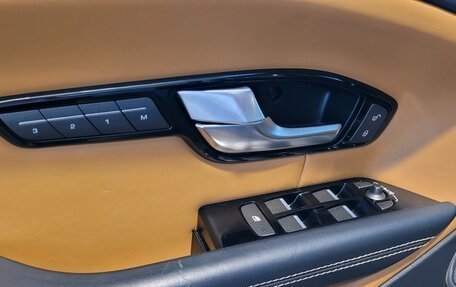 Land Rover Range Rover Evoque I, 2015 год, 2 950 000 рублей, 25 фотография