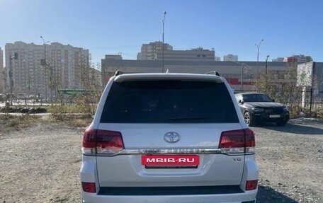 Toyota Land Cruiser 200, 2020 год, 9 800 000 рублей, 4 фотография
