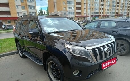 Toyota Land Cruiser Prado 150 рестайлинг 2, 2013 год, 3 190 000 рублей, 3 фотография