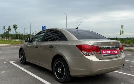 Chevrolet Cruze II, 2011 год, 750 000 рублей, 5 фотография