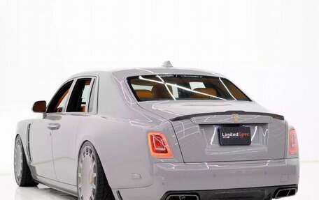 Rolls-Royce Phantom VIII, 2024 год, 113 000 000 рублей, 10 фотография