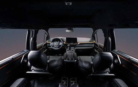 Toyota Sienna, 2024 год, 6 900 000 рублей, 10 фотография