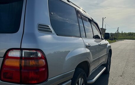 Toyota Land Cruiser 100 рестайлинг 2, 2000 год, 3 500 000 рублей, 3 фотография