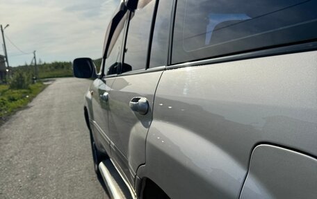 Toyota Land Cruiser 100 рестайлинг 2, 2000 год, 3 500 000 рублей, 8 фотография
