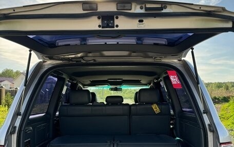 Toyota Land Cruiser 100 рестайлинг 2, 2000 год, 3 500 000 рублей, 6 фотография