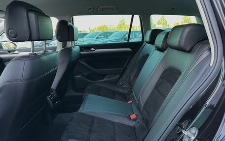 Volkswagen Passat B8 рестайлинг, 2017 год, 1 949 000 рублей, 32 фотография