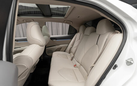 Toyota Camry, 2022 год, 3 690 000 рублей, 15 фотография