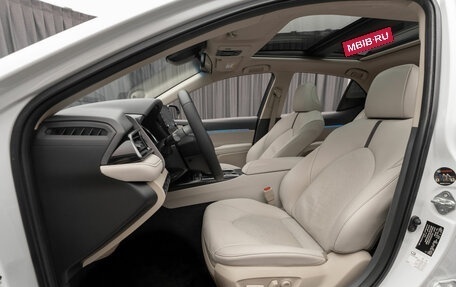 Toyota Camry, 2022 год, 3 690 000 рублей, 11 фотография