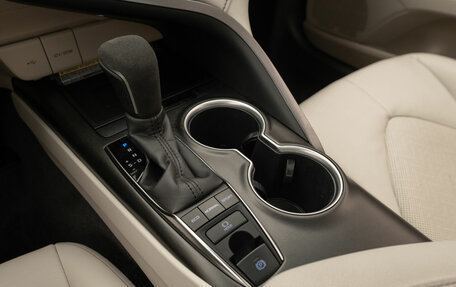 Toyota Camry, 2022 год, 3 690 000 рублей, 22 фотография