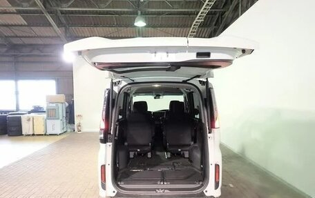 Honda Stepwgn IV, 2021 год, 2 045 000 рублей, 8 фотография