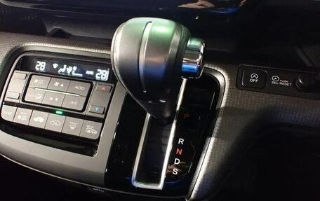 Honda Stepwgn IV, 2021 год, 2 045 000 рублей, 21 фотография