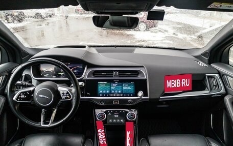 Jaguar I-Pace I, 2019 год, 3 989 000 рублей, 17 фотография