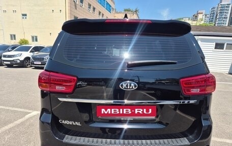 KIA Carnival III, 2021 год, 2 050 013 рублей, 5 фотография