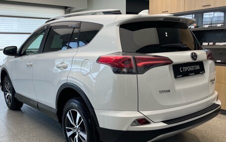 Toyota RAV4, 2019 год, 2 599 000 рублей, 4 фотография