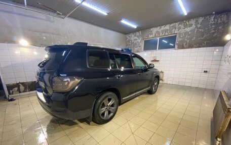 Toyota Highlander III, 2011 год, 2 250 000 рублей, 9 фотография
