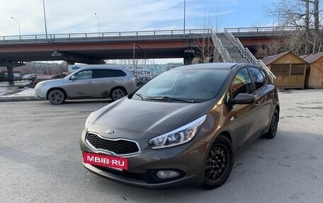 KIA cee'd III, 2012 год, 980 000 рублей, 2 фотография