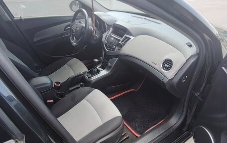Chevrolet Cruze II, 2012 год, 790 000 рублей, 5 фотография