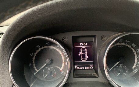 Skoda Yeti I рестайлинг, 2017 год, 850 000 рублей, 21 фотография