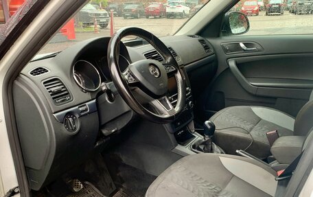 Skoda Yeti I рестайлинг, 2017 год, 850 000 рублей, 23 фотография