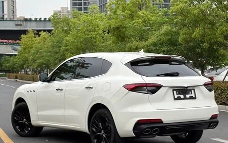 Maserati Levante I, 2022 год, 5 000 100 рублей, 5 фотография