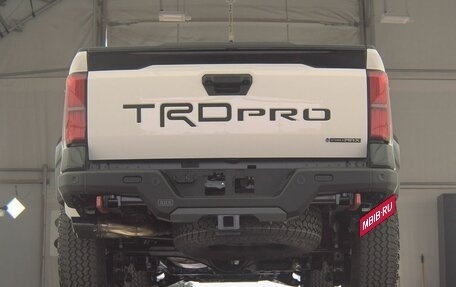 Toyota Tacoma, 2025 год, 9 900 000 рублей, 14 фотография