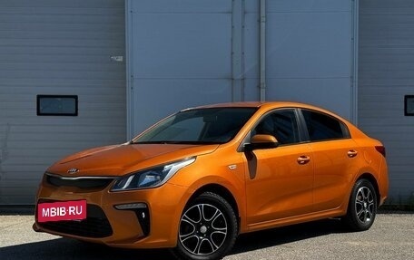 KIA Rio IV, 2017 год, 990 000 рублей, 3 фотография