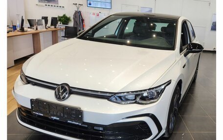 Volkswagen Golf VIII, 2024 год, 4 100 000 рублей, 1 фотография