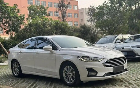 Ford Mondeo V, 2021 год, 1 500 000 рублей, 2 фотография