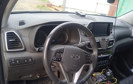 Hyundai Tucson III, 2019 год, 2 400 000 рублей, 8 фотография