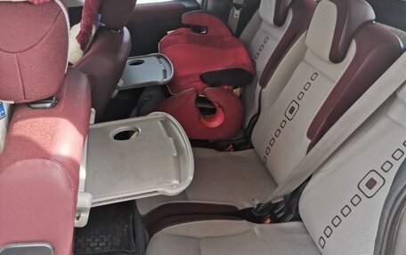 Citroen Berlingo II рестайлинг, 2010 год, 700 000 рублей, 9 фотография