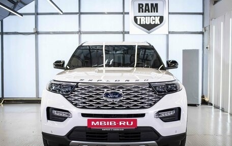 Ford Explorer VI, 2023 год, 8 999 999 рублей, 3 фотография