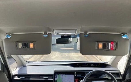 Honda Stepwgn, 2022 год, 1 795 000 рублей, 12 фотография