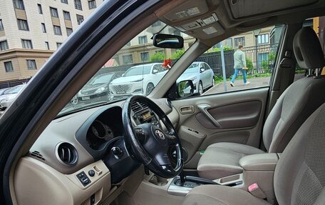 Toyota RAV4, 2005 год, 670 000 рублей, 11 фотография