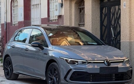 Volkswagen Golf VIII, 2022 год, 2 220 000 рублей, 1 фотография