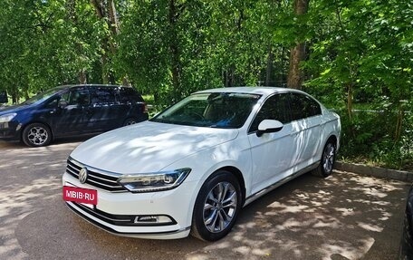 Volkswagen Passat B8 рестайлинг, 2015 год, 1 590 000 рублей, 5 фотография