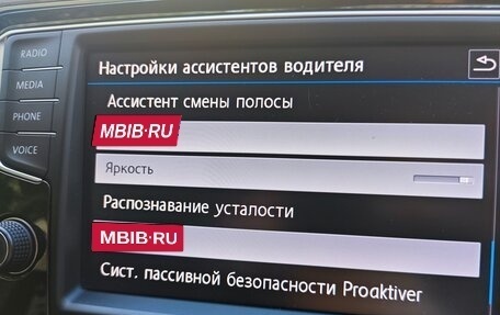Volkswagen Passat B8 рестайлинг, 2015 год, 1 590 000 рублей, 10 фотография