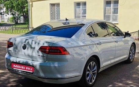 Volkswagen Passat B8 рестайлинг, 2015 год, 1 590 000 рублей, 15 фотография