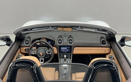 Porsche Boxster, 2019 год, 5 994 000 рублей, 16 фотография