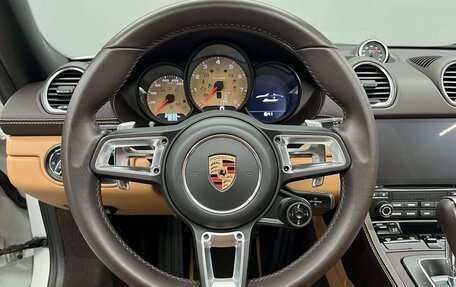 Porsche Boxster, 2019 год, 5 994 000 рублей, 22 фотография