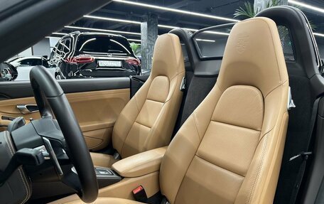 Porsche Boxster, 2019 год, 5 994 000 рублей, 24 фотография