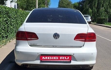 Volkswagen Passat B7, 2011 год, 925 000 рублей, 2 фотография