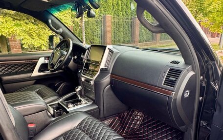 Toyota Land Cruiser 200, 2015 год, 5 640 000 рублей, 8 фотография