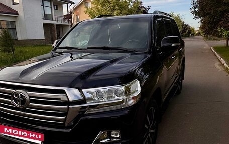 Toyota Land Cruiser 200, 2015 год, 5 640 000 рублей, 11 фотография
