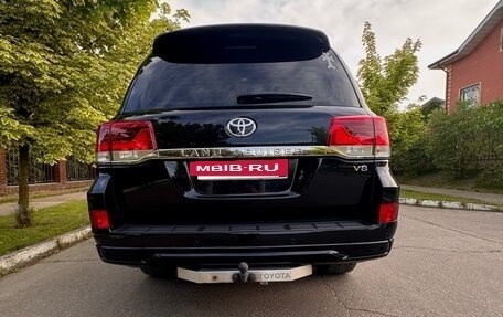 Toyota Land Cruiser 200, 2015 год, 5 640 000 рублей, 15 фотография