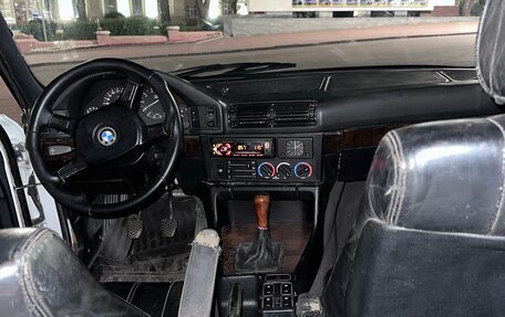BMW 5 серия, 1990 год, 350 000 рублей, 8 фотография