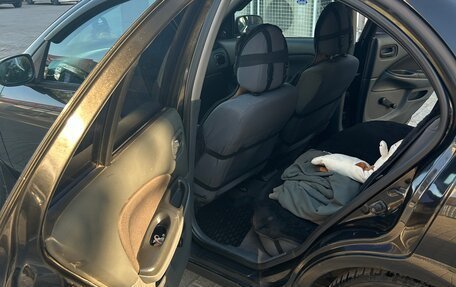 Nissan Almera, 2005 год, 400 000 рублей, 16 фотография